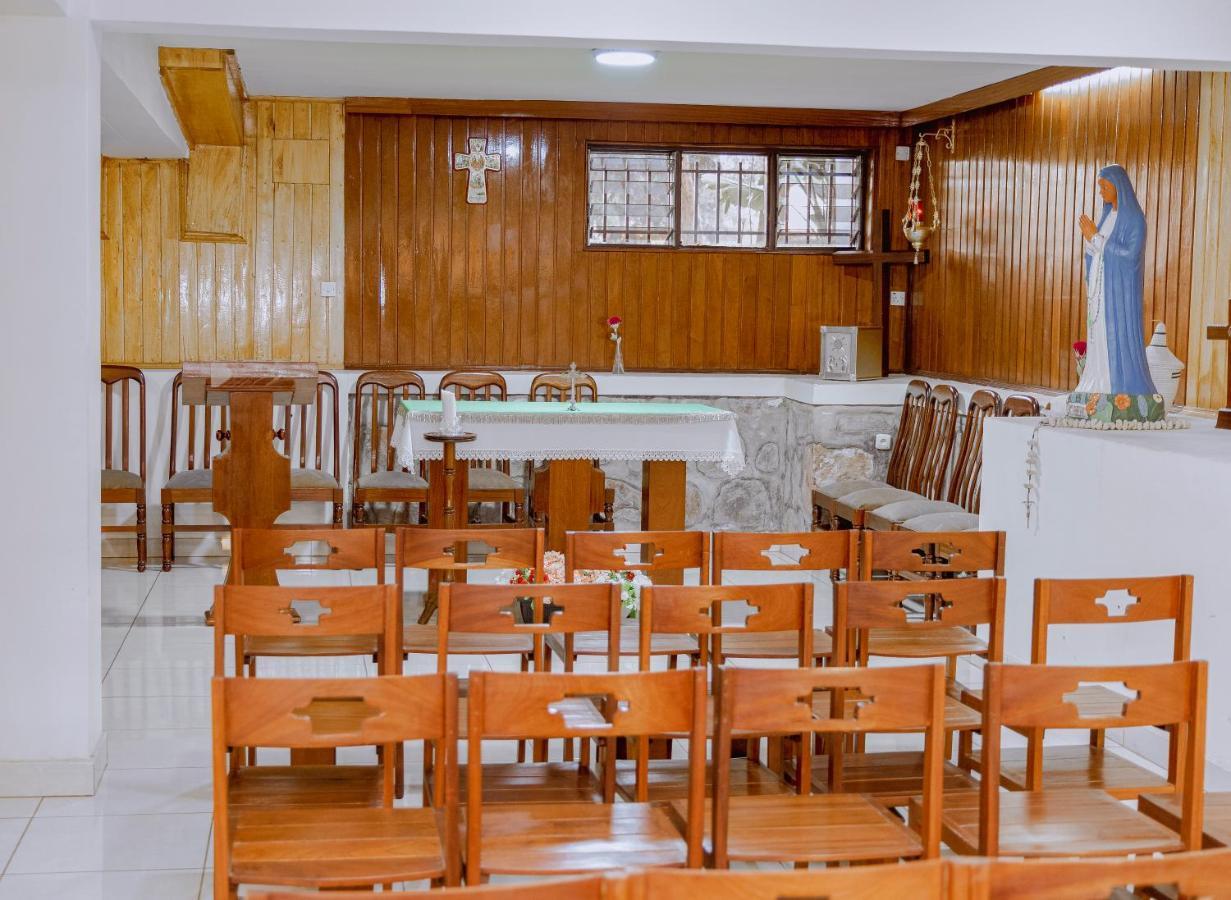 Centre Saint Vincent Pallotti Kigali Exterior photo