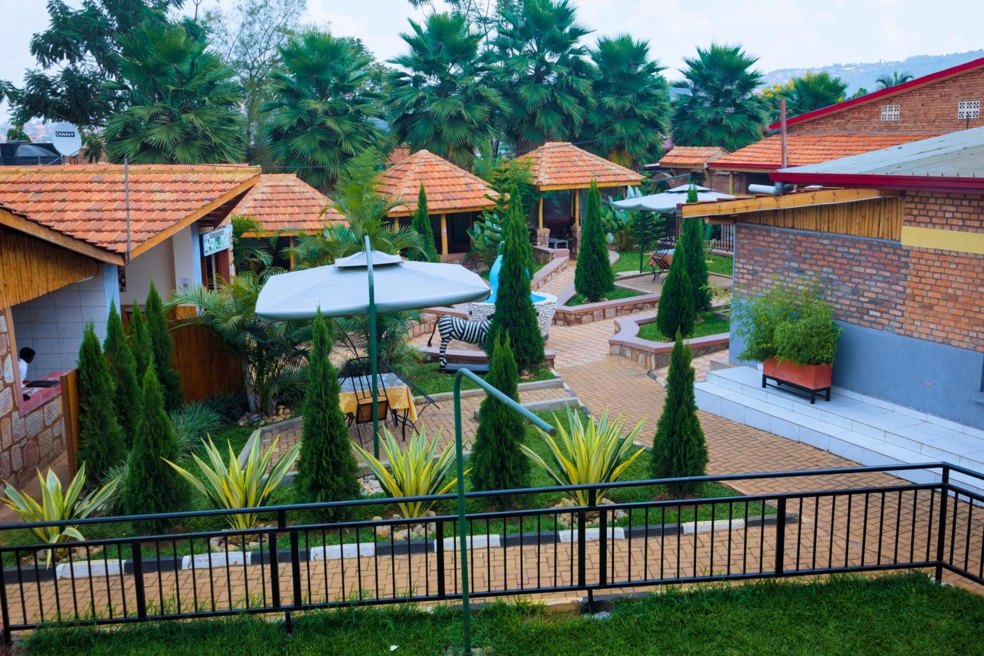 Centre Saint Vincent Pallotti Kigali Exterior photo