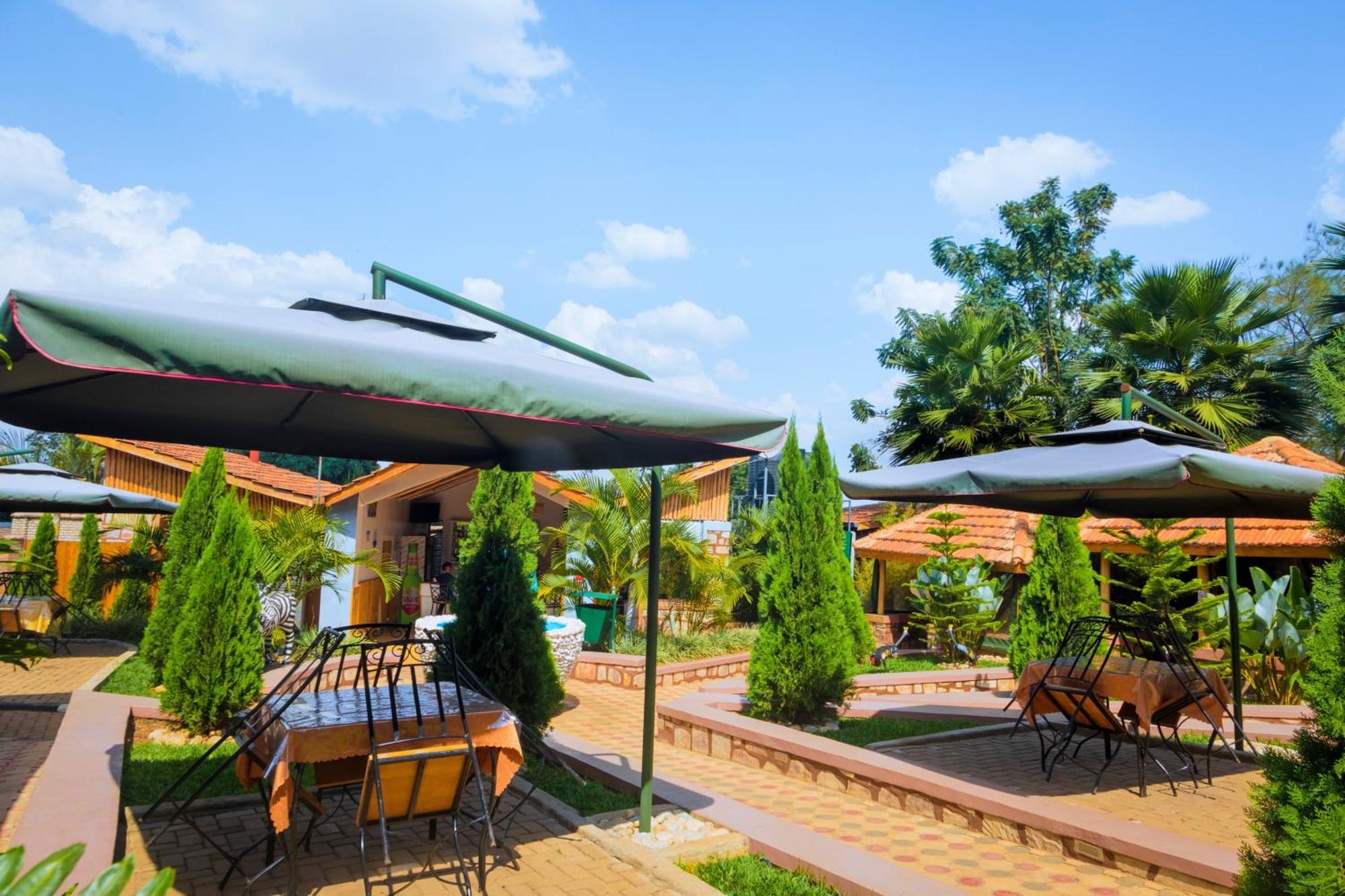 Centre Saint Vincent Pallotti Kigali Exterior photo